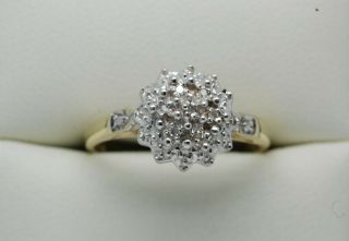 Lovely 9ct Gold And Diamond Cluster Ring - Size N