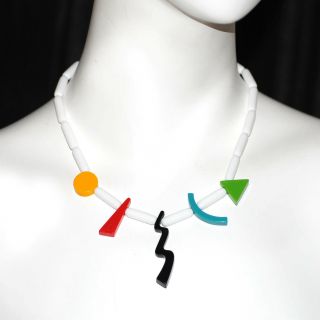 Funky 80s Postmodern Memphis Group Style Signed Geometric Lucite Necklace Vtg