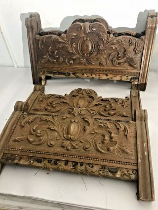 4 Antique Carved Oak Chair Crests For Repurpose Or Projects