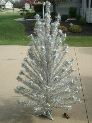 Vintage 5 1/2 ft Aluminum Christmas Tree w/87 Branches Awesome Shape 2