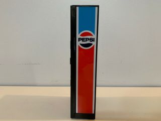 Vintage Pepsi - Cola Miniature Vending Machine AM/FM Transistor Radio 2