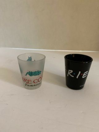 Two Shot Glasses Jamaica Aliens Are Coming/friends Tv Show