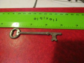 Antique Skeleton Key A1602