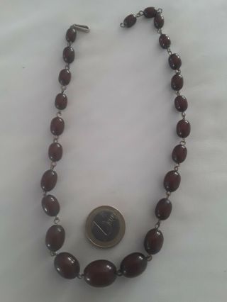 Vintage Cherry Amber Bakelite Graduated Beads Necklace / Weight 21g