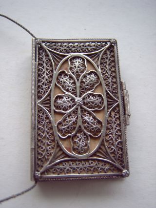 Late 18th Century Silver Filigree Needle Book - Cord Trimmed Leaves