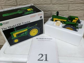 Ertl Precision Classics 21 John Deere Model 630 Tractor 1:16