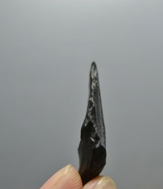 Artifact Tool Primitive Prehistoric Ancient Stone Arrowhead From China