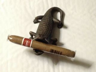 Vintage Brass Alligator Cigar Holder/ashtray/paperweight