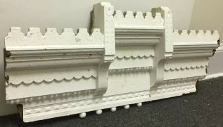 ANTIQUE ARCHITECTURAL SALVAGE WOOD PEDIMENT PIECE CARVED EASTLAKE PAINTED WHITE 2