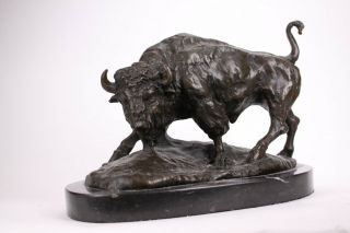 Vintage American Buffalo Bison Bronze Statue Sculpture Signed Banje