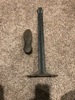 Vintage Cast Iron Shoe Cobbler Stand With One Shoe Form