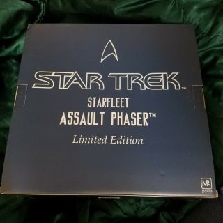 Master Replicas Star Trek Starfleet Assault Phaser