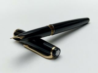 Vintage Montblanc Meisterstuck No.  14 Fitted With 18c Gold Nib Fountain Pen