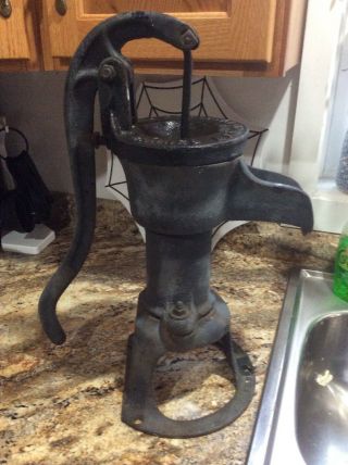 Antique Vintage 1920s Cast Iron Well Water Pump Barns Mfg Co.  - - Evc