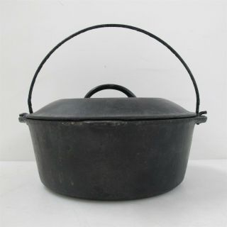 Antique Cast Iron Pot w/ Lid - 10.  5 