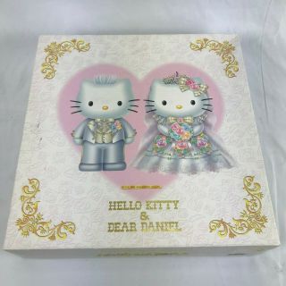 Vintage Sanrio Hello Kitty Dear Daniel Wedding Musical Photo Album Plush 2002
