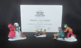 Department 56 Heritage Village Accessory " Snow Children " 3 Figurines & Box