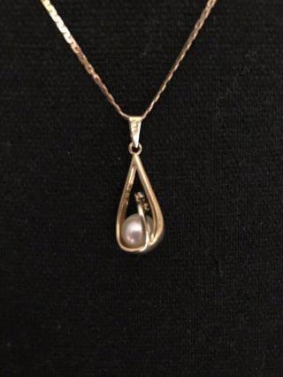 14k Gold Pearl And Diamond Vintage Pendant 3