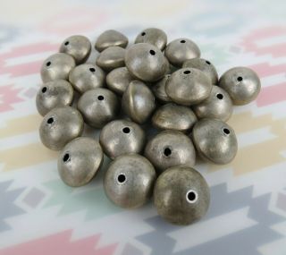26 Vtg Sterling Silver 16 Mm Native American Navajo Smooth Bench Pearl Beads