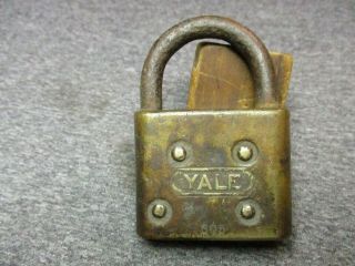 Vintage Padlock/yale & Towne Mfg.  Co.  605 Stamford,  Conn.  U.  S.  A.  /no Key/good