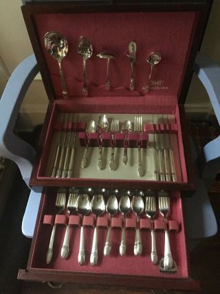 53 Pc 1847 Rogers First Love Silverplate Flatware Set And Case With Drawer
