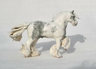 Gorgeous Gray Roan Pinto Pied Gypsy Vanner Cob Tinker Horse Ceramic Figurine 3