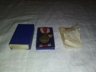 Ww2 Us Army Good Conduct Medal 11/20/44 Dated Box,  Ribbon And Lapel Pin Wwii
