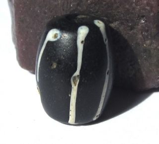 RARE OLD BLACK/WHITE VENETIAN ANTIQUE BEAD AFRICAN TRADE 10mm x 13mm 3