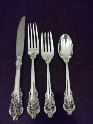 Wallace - Grande Baroque - 9.  25 Sterling Silver 4 Piece Place Setting