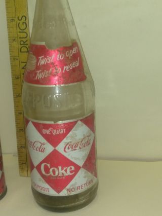 Coca - Cola DIAMOND DESIGN PAPER LABEL 32 OZ.  Bottle and a can Diamond logo 2
