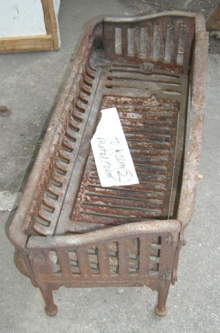 Antique iron coal grate for wood (C02) 2