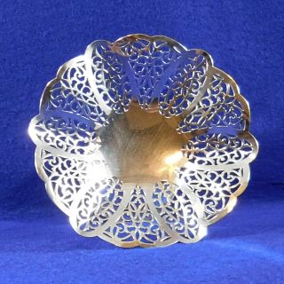 Pierced COMPOTE / CANDY DISH - Lovelace - International Silver Plate 6 1/4 