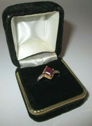 Vintage Estate Ruby & Diamond 10k Solid Yellow Gold Ladies Ring 7
