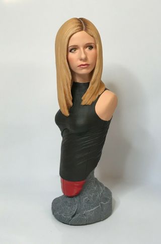 Custom 1:4 Buffy the Vampire Slayer Bust Statue Figure Red 2