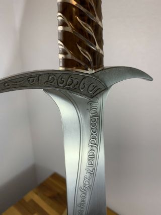 Master Replicas The Lord Of The Rings STING Sword With Wall Mount Plaque Collect 2