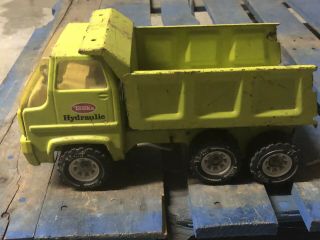 Vintage Tonka Lime Green Hydraulic Dump Truck Late 60’s Early 70’s 13” Long.