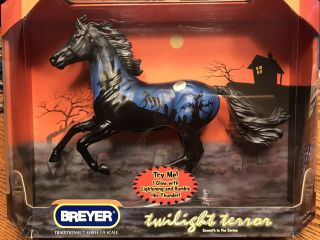 Breyer Twilight Terror 2007 Halloween Horse Nib Retired Limited Edition