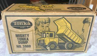 Vintage Tonka No.  3900 Mighty Dump Truck.  Box Only Antique
