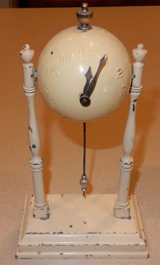 1939 Worlds Fair Art Deco Mantle Clock By Globe Clock Company Lux No Key