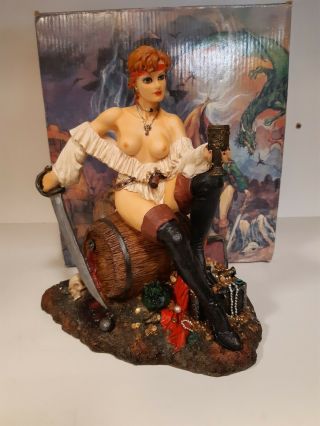 1996 Myths & Legends Female Carribbean Pirate W Goblet And Treasure Resin Statue