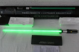 Master Replicas Star Wars Empire Strikes Back Yoda Force Fx Lightsaber Near