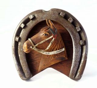 ANTIQUE 19th CENTURY FOLK ART MOUNTED BLACKSMITH HORSESHOE CARVINGS/ORNAMENTS 2