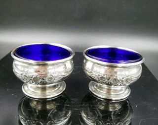 Pr Sterling Silver Floral Design Open Salts Cellars Blue Glass Inserts 136gr 39