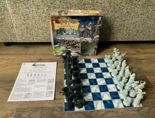 Official Harry Potter Wizard Chess - 100 Complete - 2002 - Mattel - Boxed