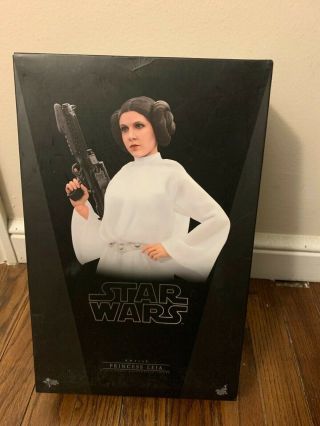 Princess Leia Hot Toys 1/6 Scale Star Wars Episode Iv