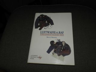 Luftwaffe Vs.  Raf Ww2 Battle Of Britain Flight Jacket Helmet Reference Book