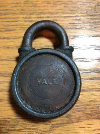 Antique Vintage Yale & Towne Mfg.  Co.  326 Padlock Round Lock W/O Key no key 2