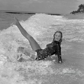 Bunny Yeager Pin - Up Camera Negative Photograph Seaside Frolic Alta Whipple 1960
