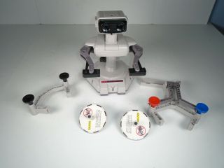 Vintage Nes R.  O.  B.  The Robot (robotic Operating Buddy) Power W/spinners
