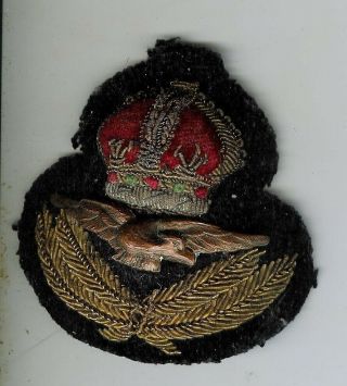 Wwii Royal Canadian Air Force Officer Cap Badge